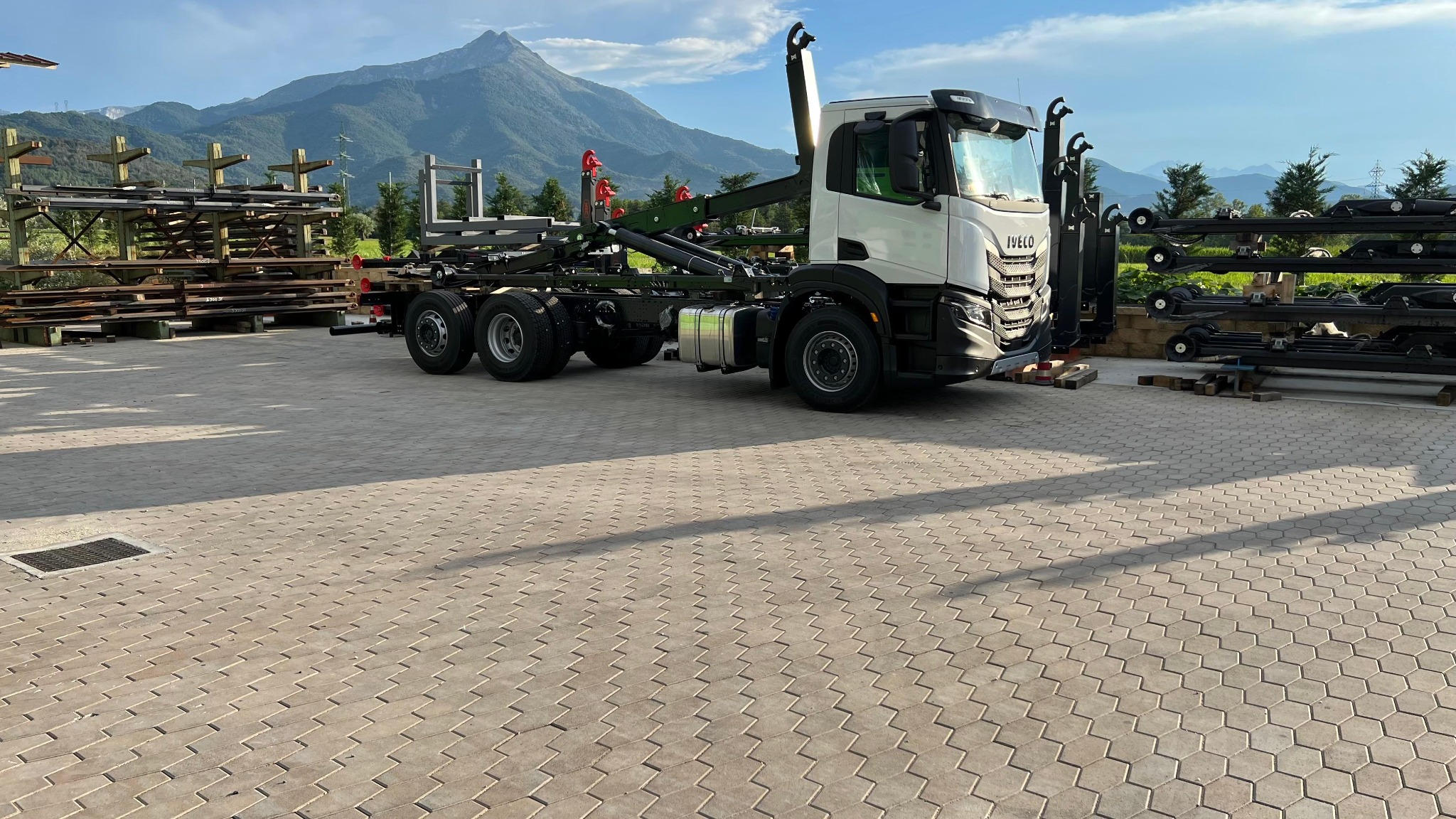 Allestimento mezzi industriali